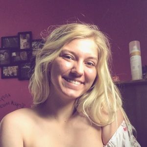 Meet your Posher, Brooke